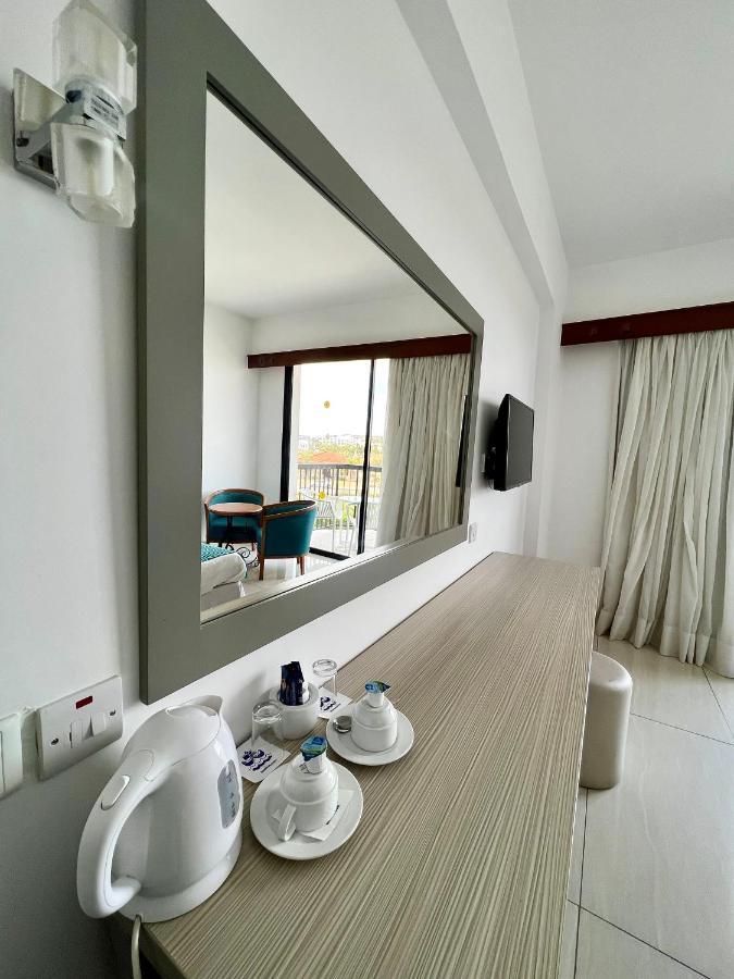 Anmaria Beach Hotel & Spa Ayia Napa Bagian luar foto